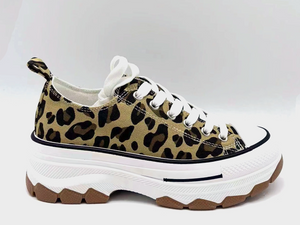 Injection Molded Exquisite High-Quality Women's Casual Shoes