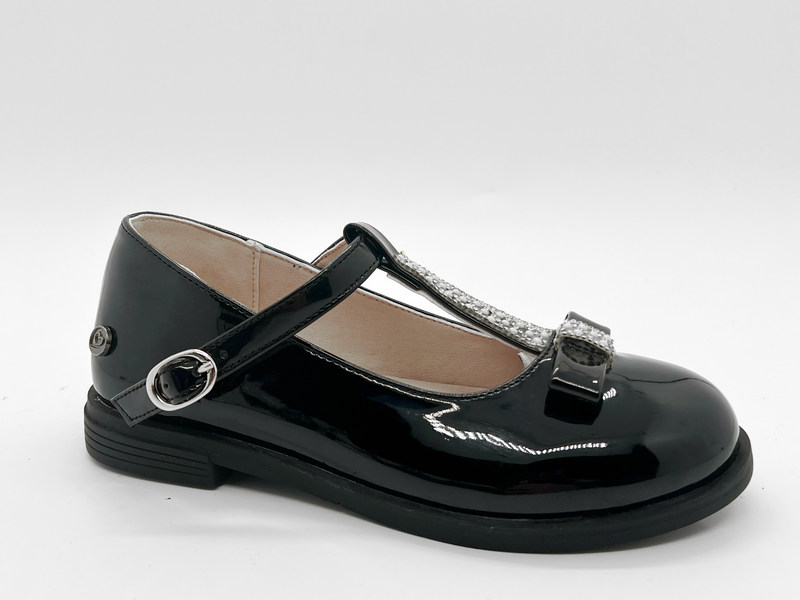  high-quality exquisite avant-garde elegant girls' school shoes