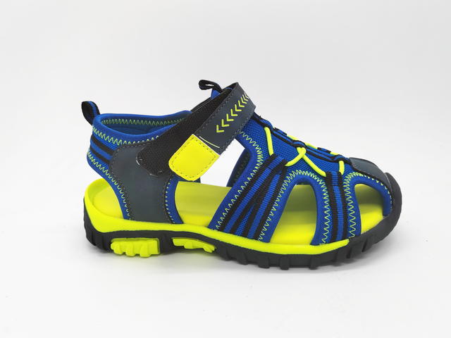 Breathable Mesh Upper Lightweight Comfortable Boy Sandals