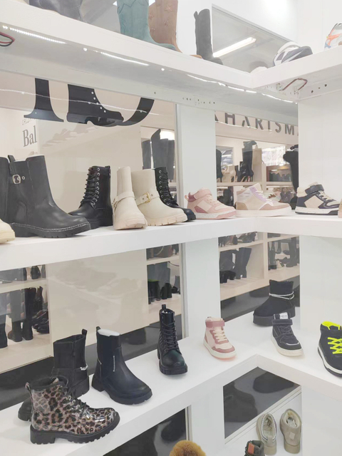 Ladies Shoes Exhibition